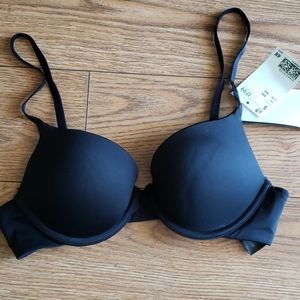 Brand new bra! Black